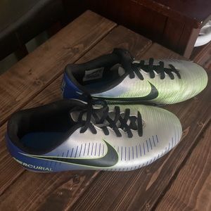 Nike Mercurial Youth Soccer Cleats Size 5.5